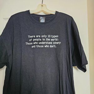 Think Geek Binary Joke Tshirt! Size 2XL